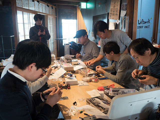 32104145984_e18b8872eb_z