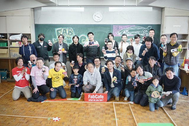 33124809960_5657aed6b6_z (1)